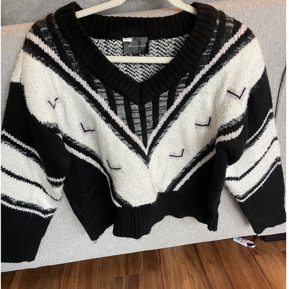 LINE + DOT HELENA SWEATER - Size: Small - Picture 6 of 6